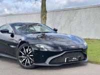 ASTON MARTIN VANTAGE
