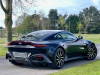 ASTON MARTIN VANTAGE
