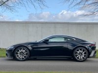 ASTON MARTIN VANTAGE