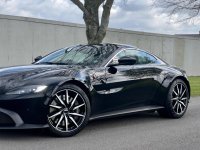 ASTON MARTIN VANTAGE