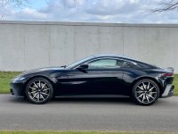 ASTON MARTIN VANTAGE