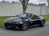 ASTON MARTIN VANTAGE