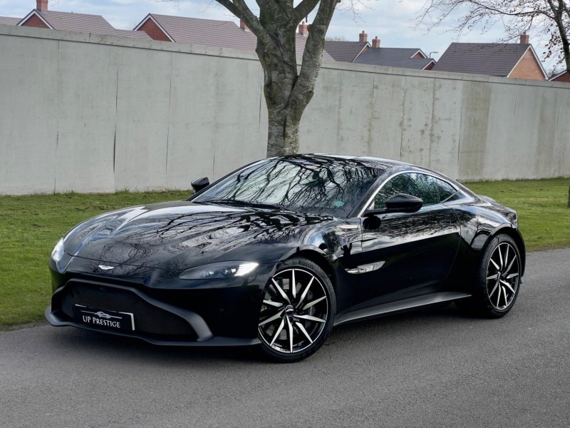 ASTON MARTIN VANTAGE