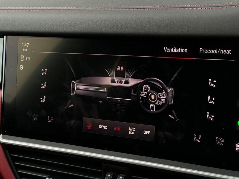 PORSCHE CAYENNE