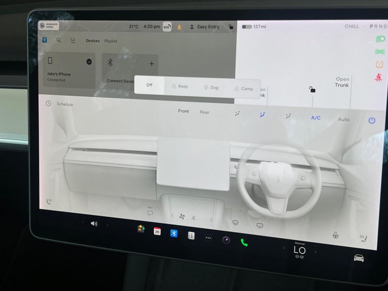 TESLA MODEL 3
