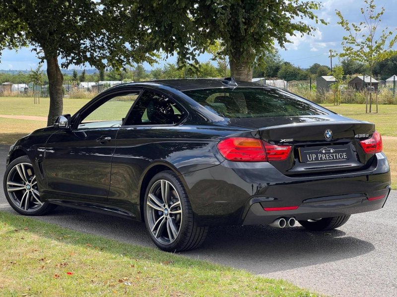 BMW 4 SERIES