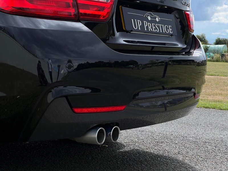 BMW 4 SERIES