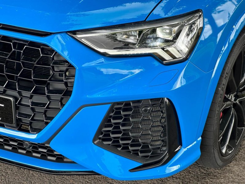 AUDI RS Q3