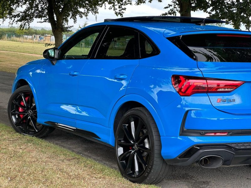 AUDI RS Q3