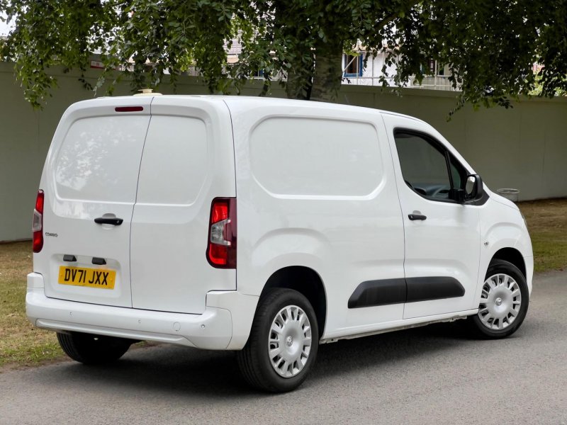 VAUXHALL COMBO