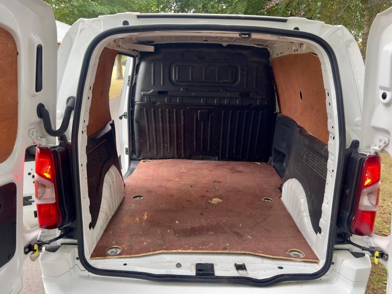 VAUXHALL COMBO