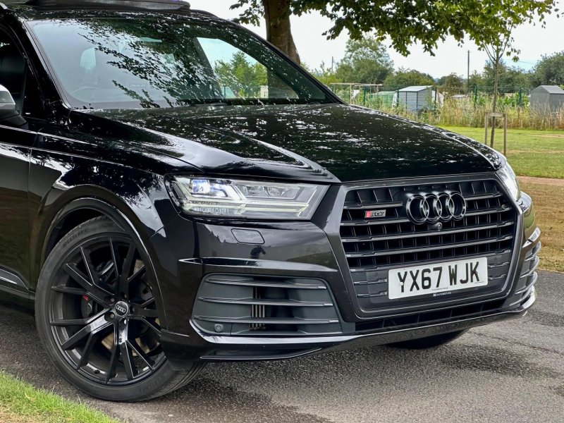 AUDI SQ7