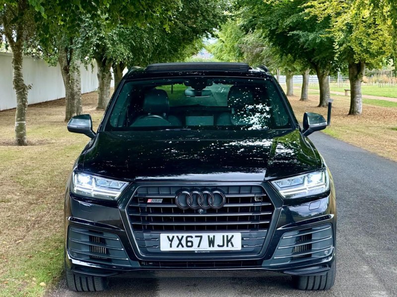 AUDI SQ7