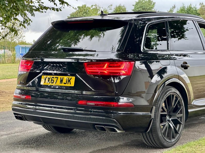 AUDI SQ7